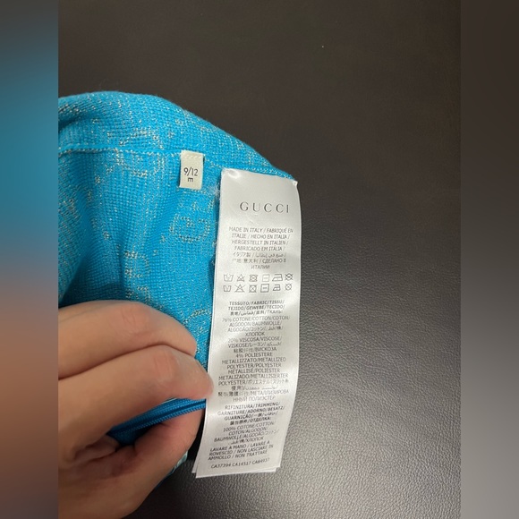 GUCCI ONESIE there was damage, but I it been fixed - Picture 4 of 12